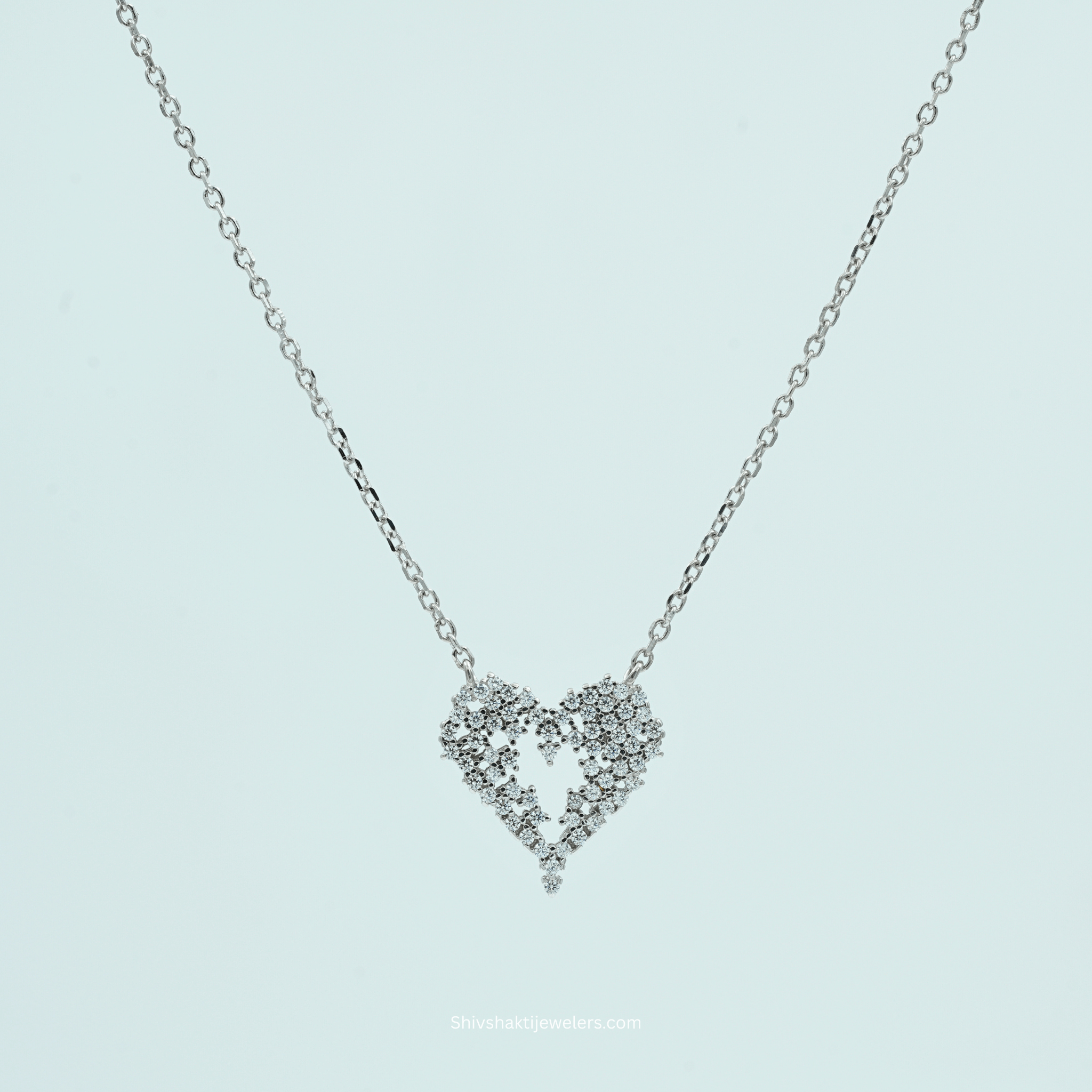 925 Silver Open Heart Cluster Pendant Necklace with sparkling stones – romantic diamond look jewellery

