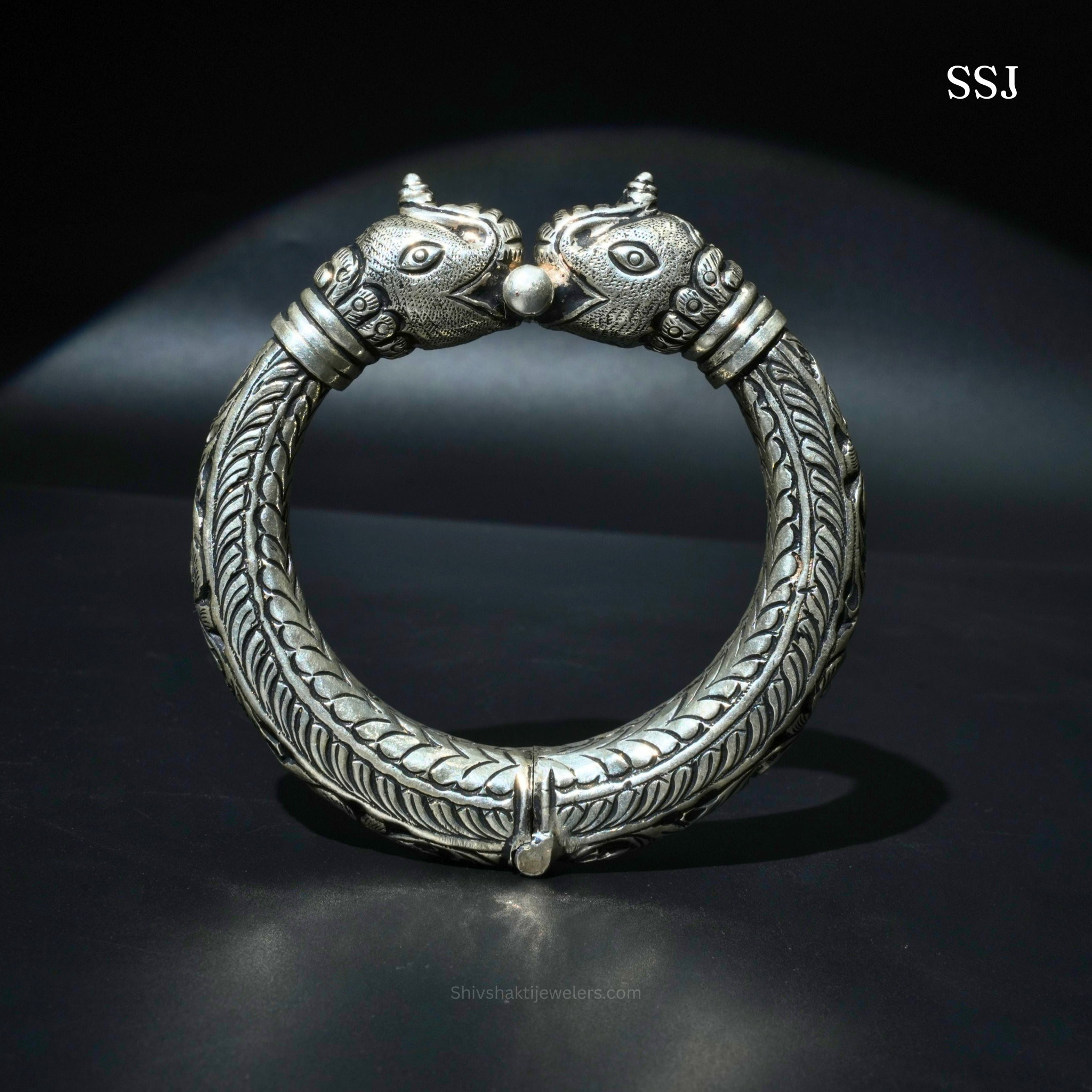 Royal Elephant Head Oxidized 925 Silver Kada – Unisex Handcrafted Statement Piece