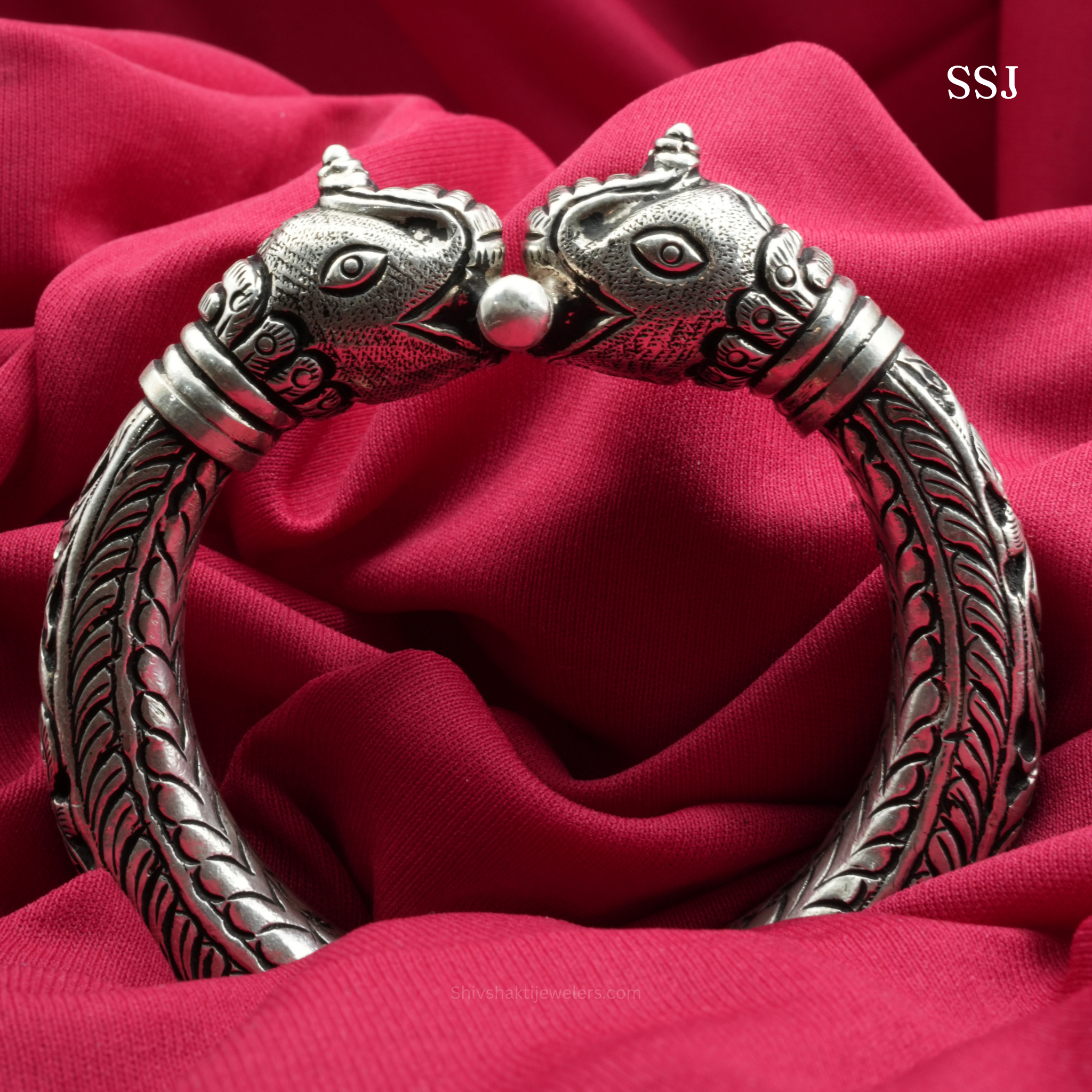 Royal Elephant Head Oxidized 925 Silver Kada – Unisex Handcrafted Statement Piece