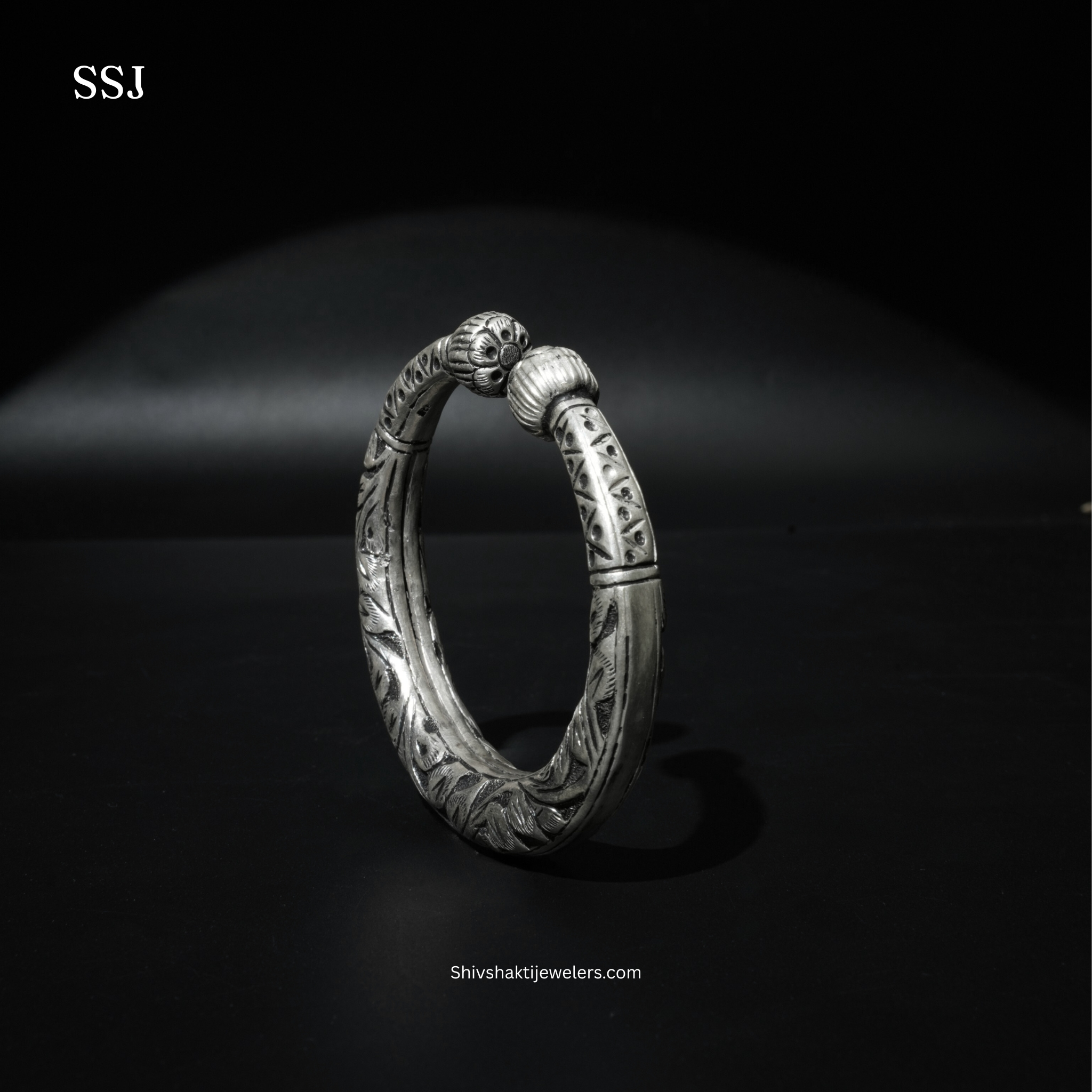 Antique Floral 925 Silver Kada for Men And Women – Traditional Rajasthani Open Cuff Bangle