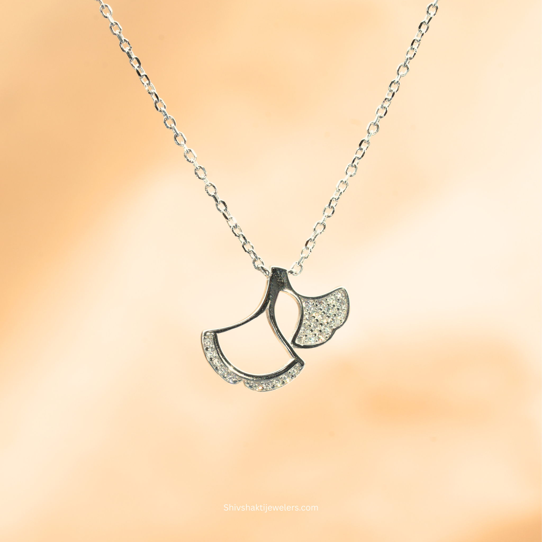925 Silver Modern Dove Pendant Necklace – Symbol of Peace and Purity