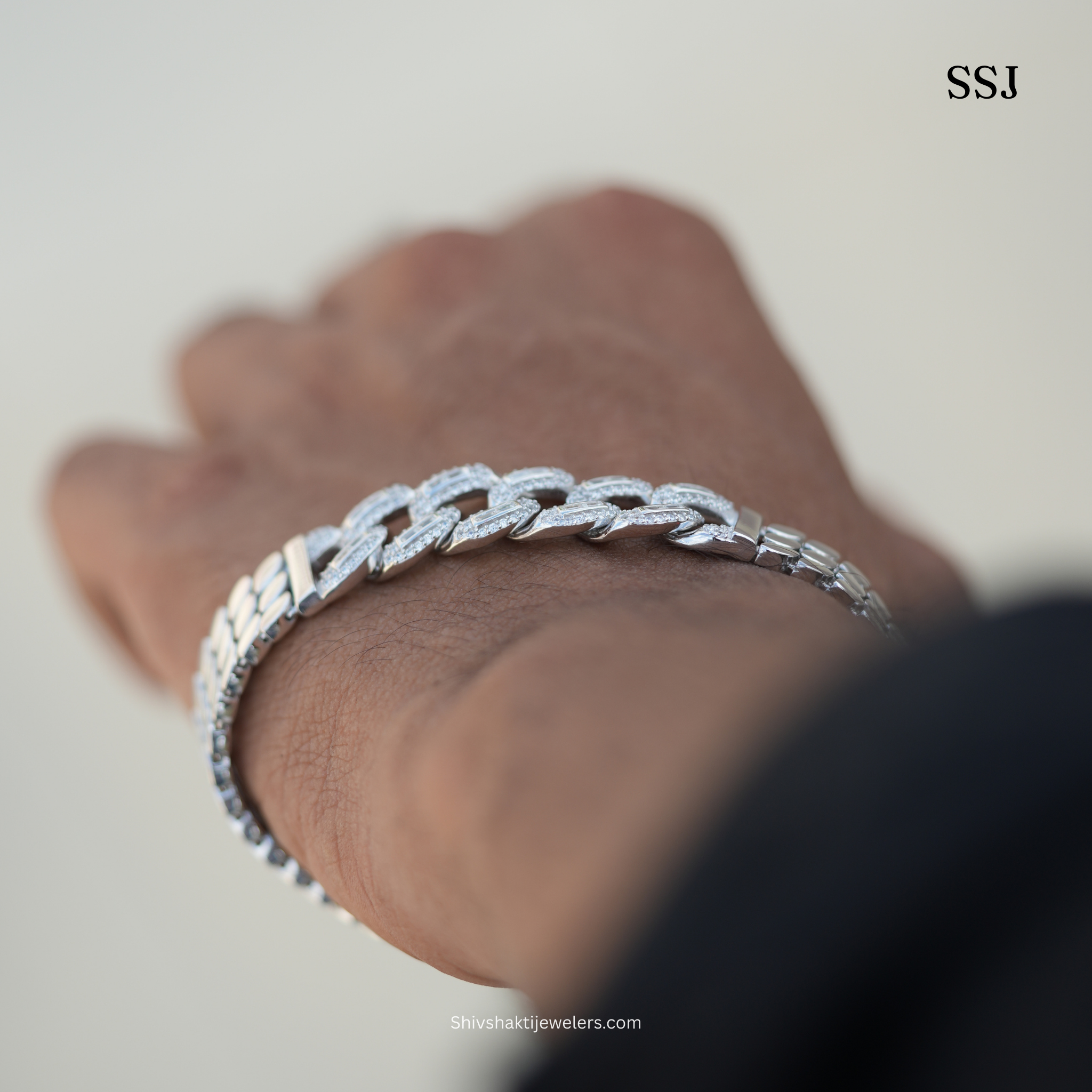 925 Sterling Silver Cuban Link Men’s Bracelet – Heavy Chain Design