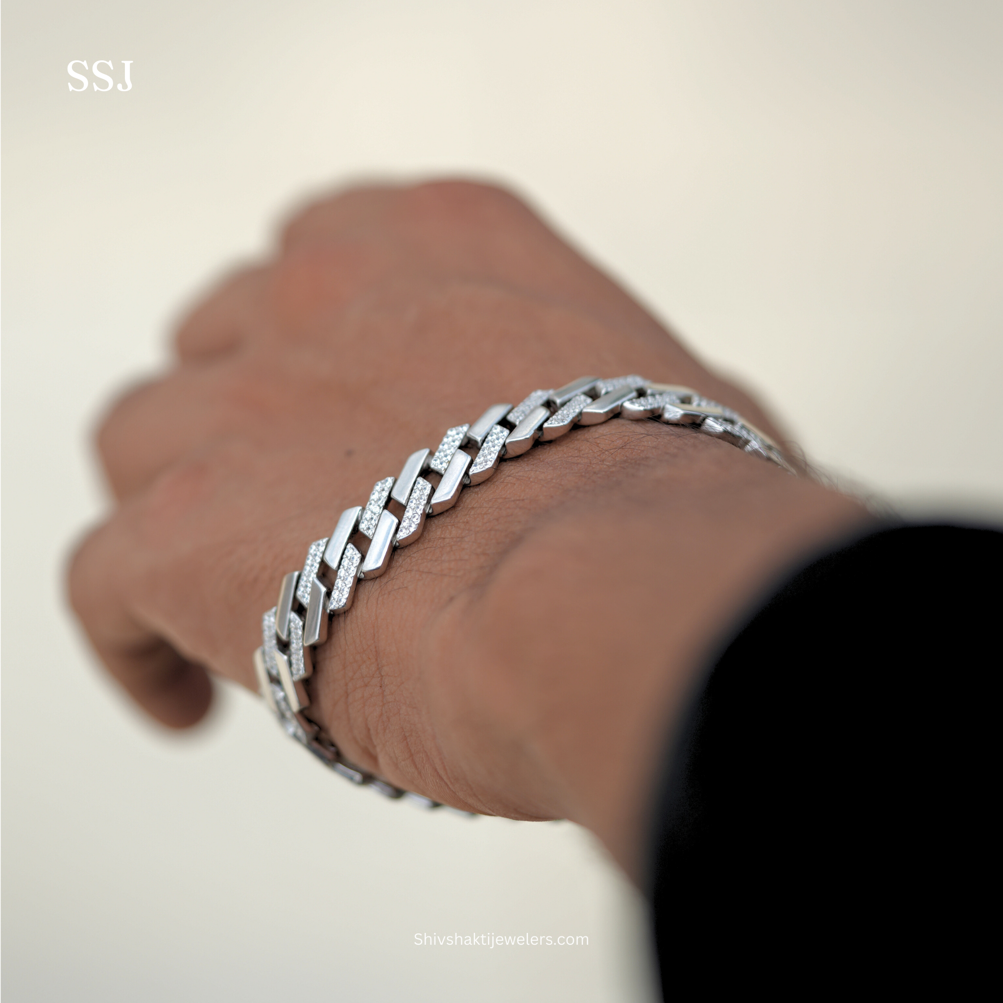925 Silver Men’s Cuban Link Bracelet – Stylish Daily Wear & Party Wear Jewellery