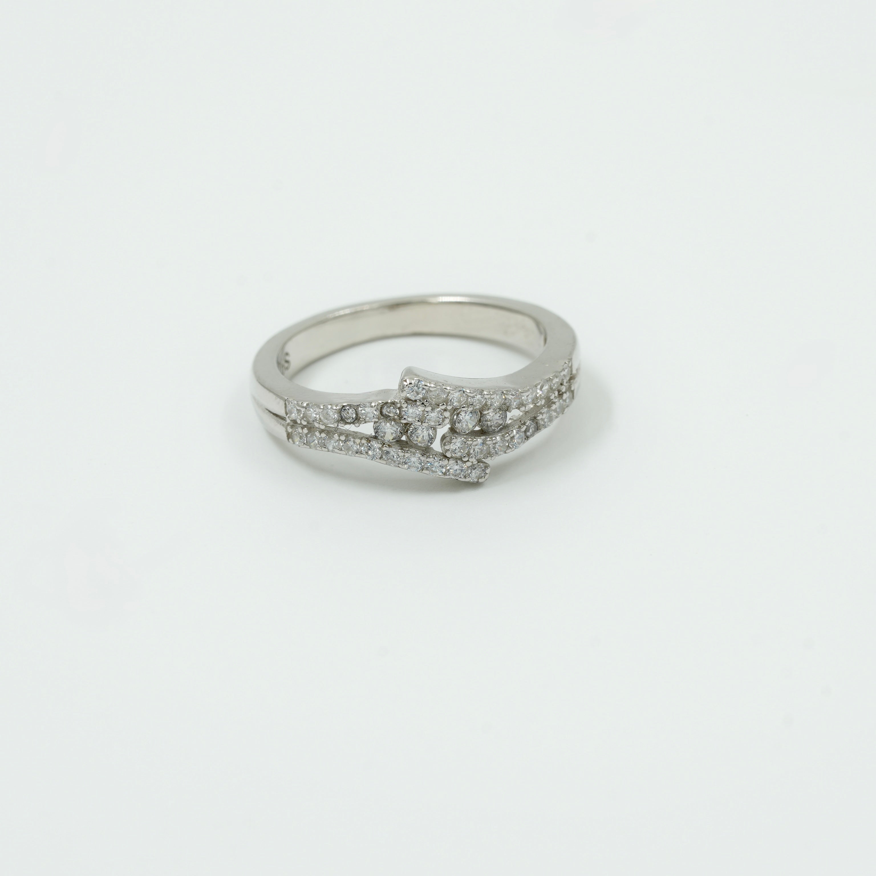 925 Sterling Silver Diamond Cut Dual Band Ring – Elegant Crossover Design