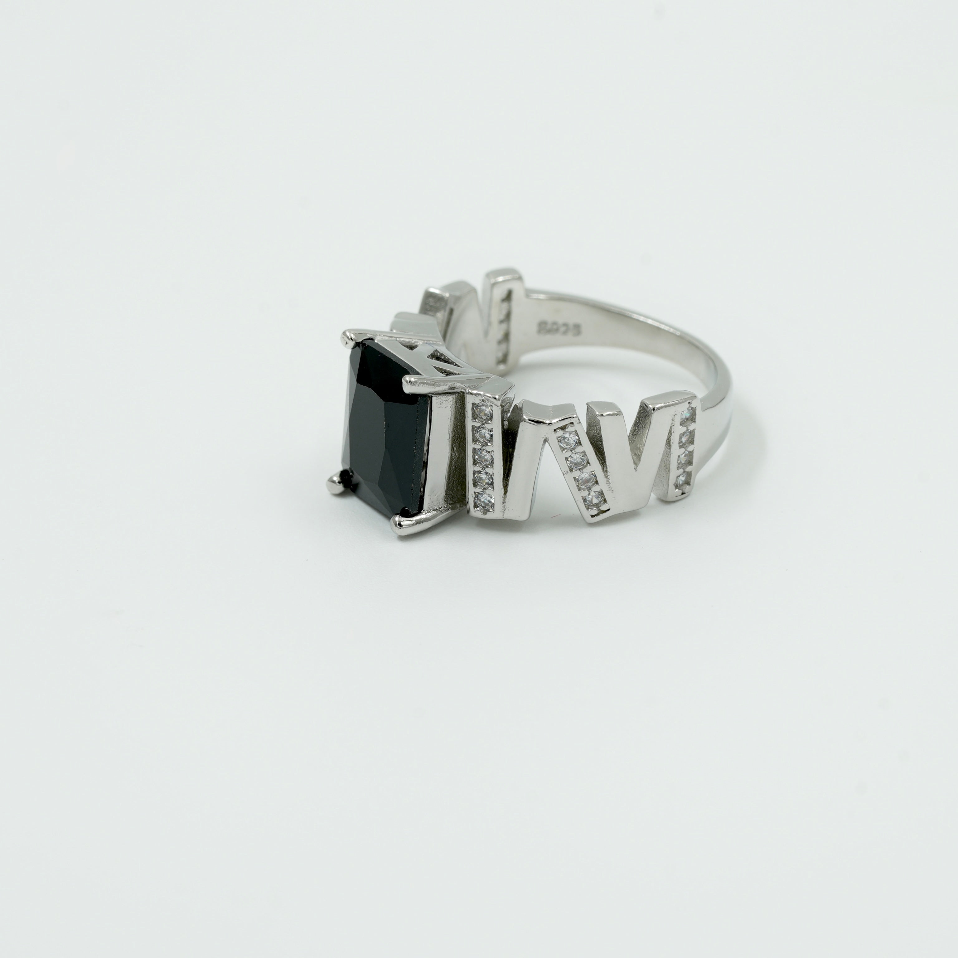 925 Silver Black Onyx Stone Ring with Unique Geometric Design