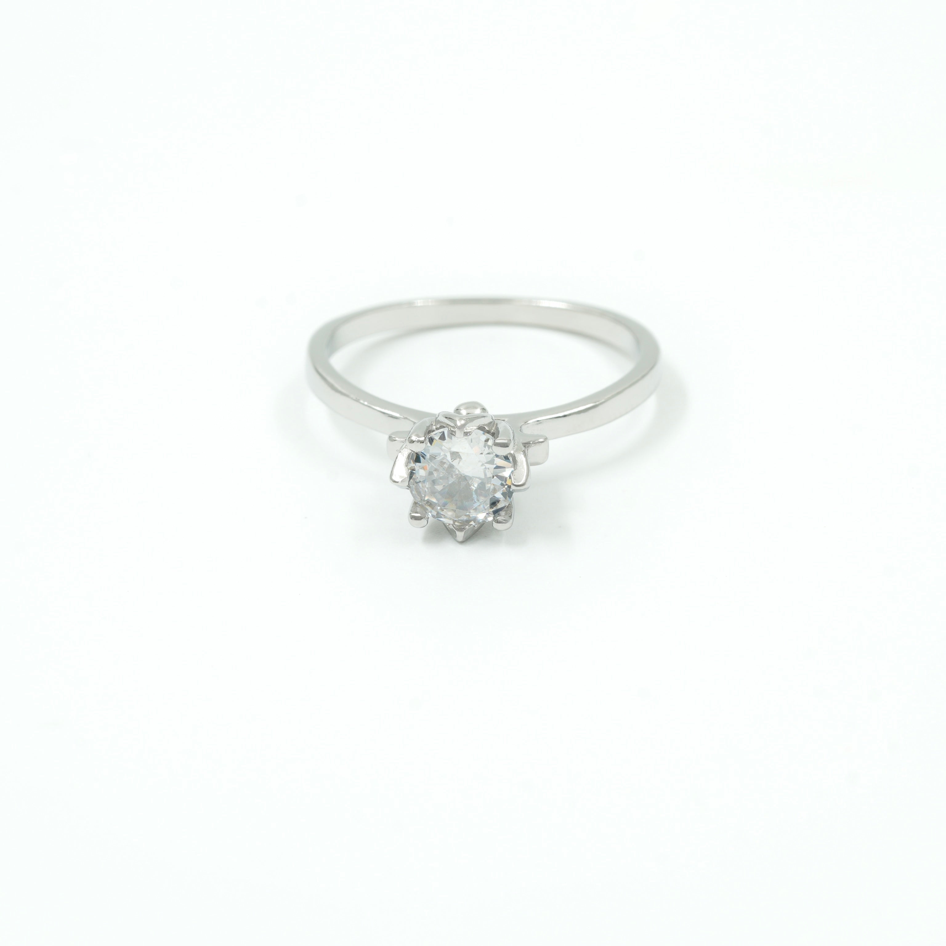 925 Sterling Silver Classic Solitaire Ring with Round Cut Stone | Minimal Engagement & Everyday Wear