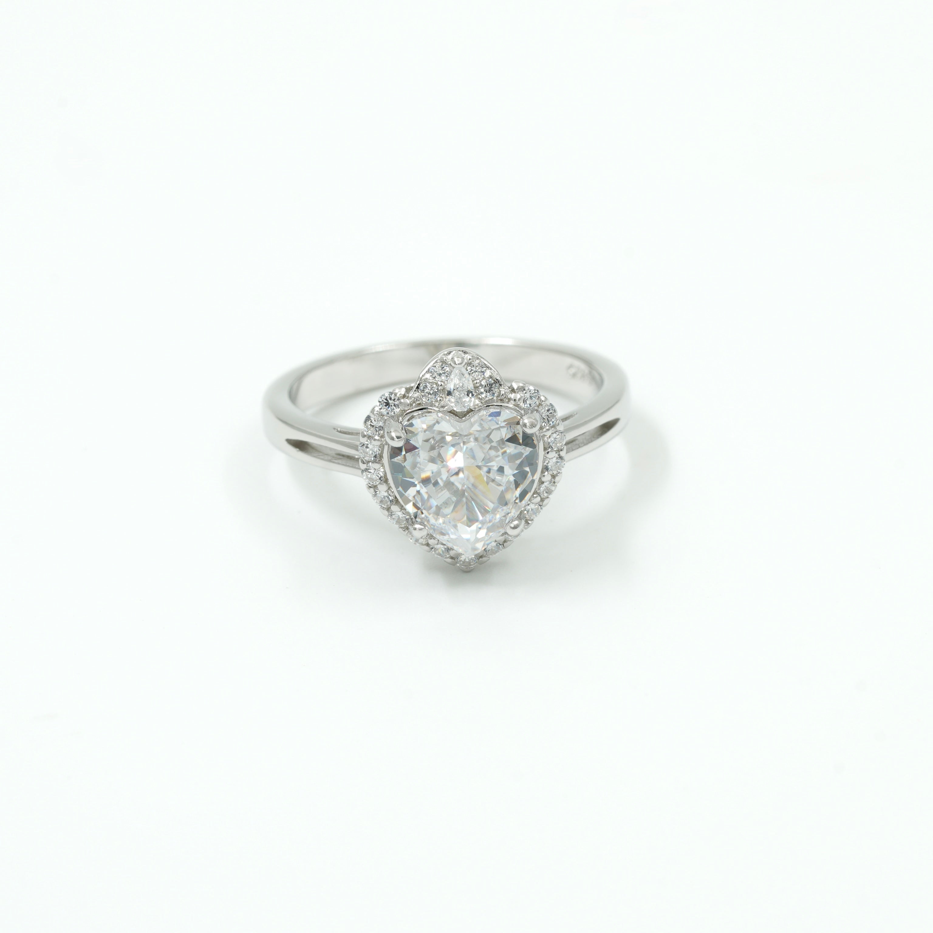 925 Sterling Silver Heart Shape Solitaire Ring with CZ Halo