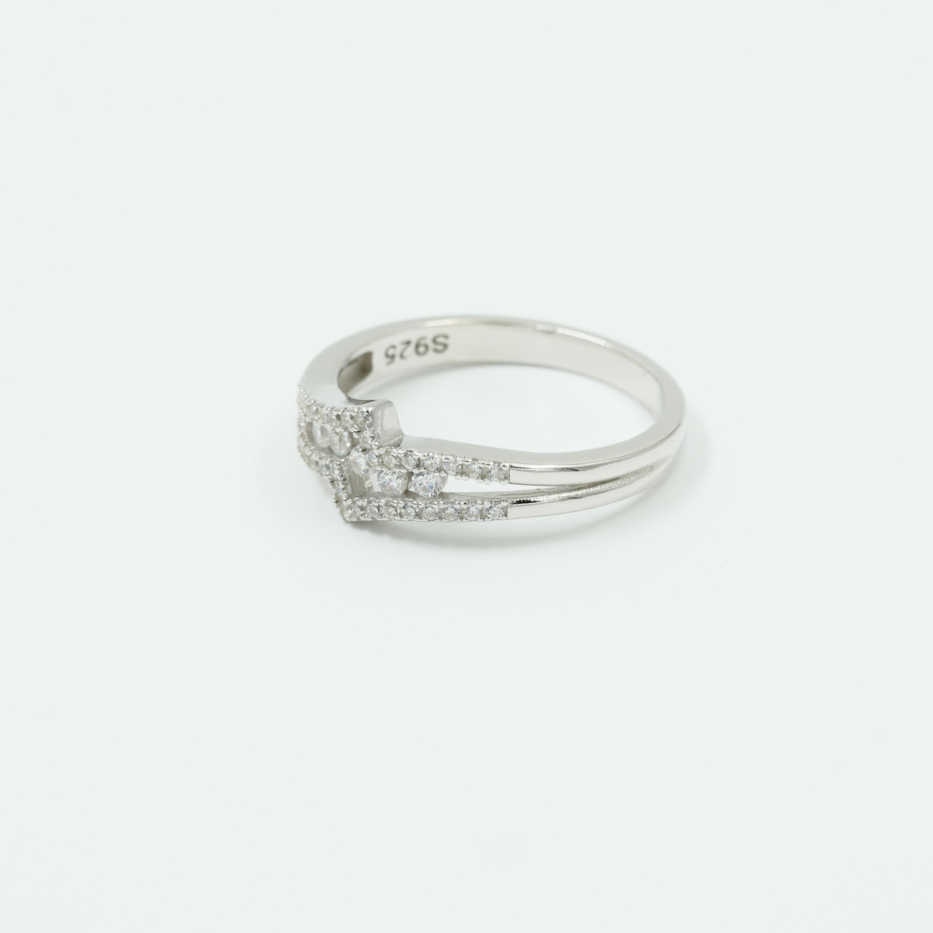 925 Sterling Silver Dual Row Geometric Diamond-Cut Ring for Women