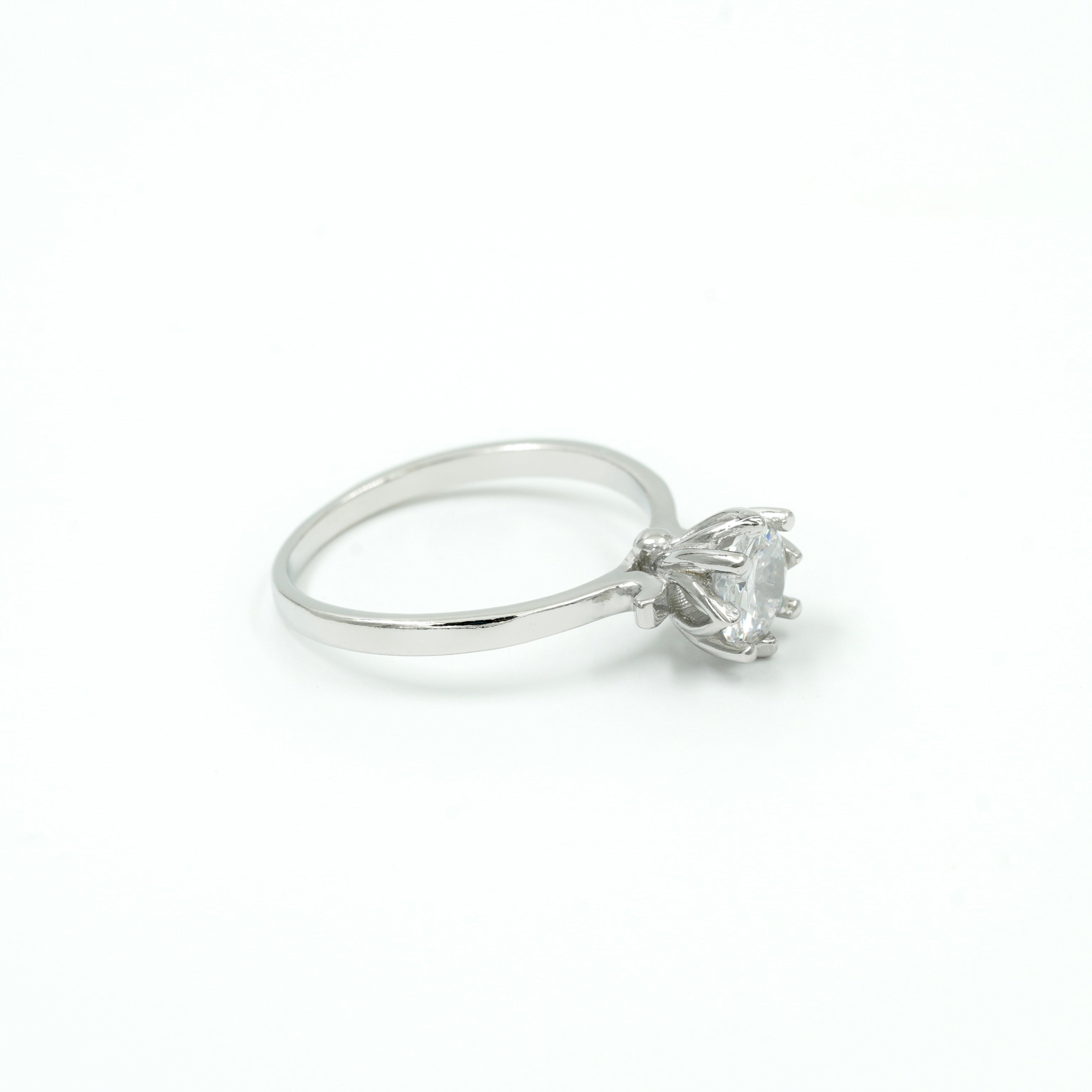 925 Sterling Silver Classic Solitaire Ring with Round Cut Stone | Minimal Engagement & Everyday Wear