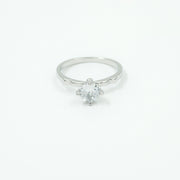 925 Sterling Silver Solitaire Ring with Round CZ Stone – Minimal Elegant Design