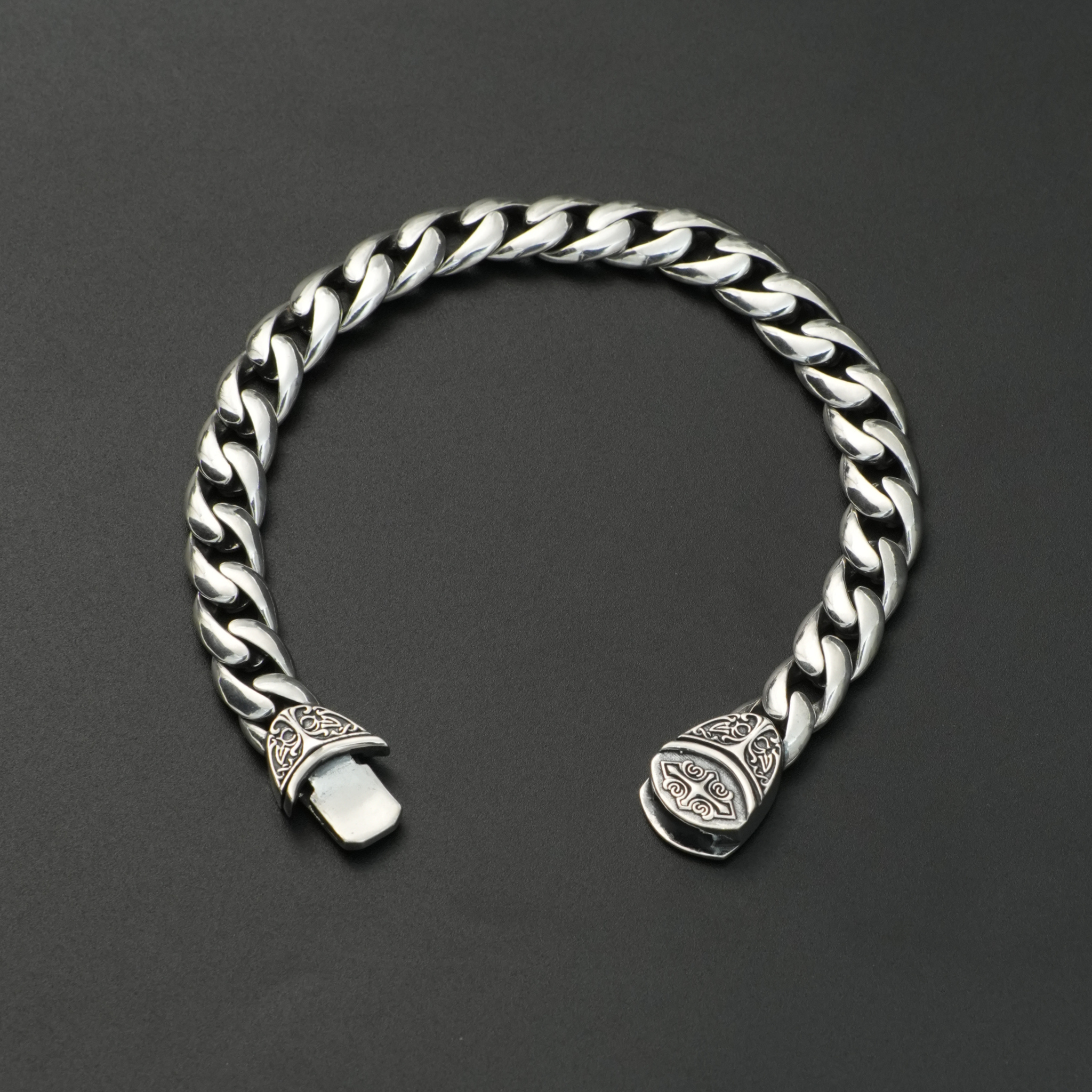 Heavy Silver Curb Chain Bracelet with Engraved End Caps