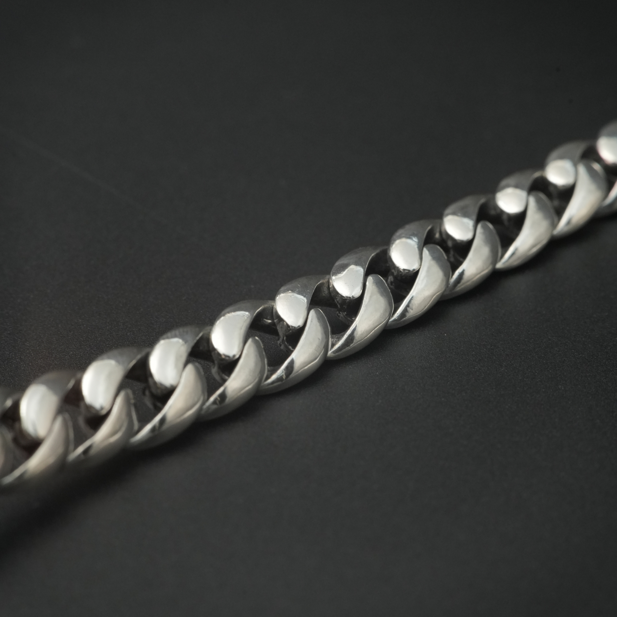 Heavy Silver Curb Chain Bracelet with Engraved End Caps