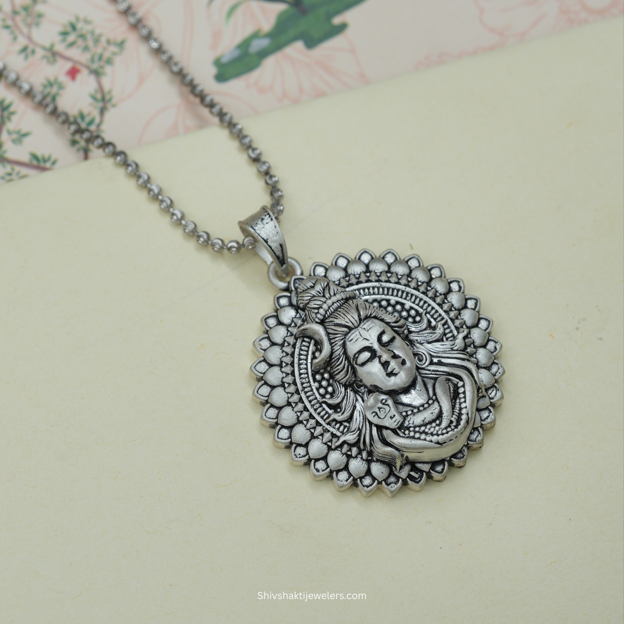SSJ 925 Sterling Silver Lord Shiva Pendant – Floral Border Spiritual Jewellery