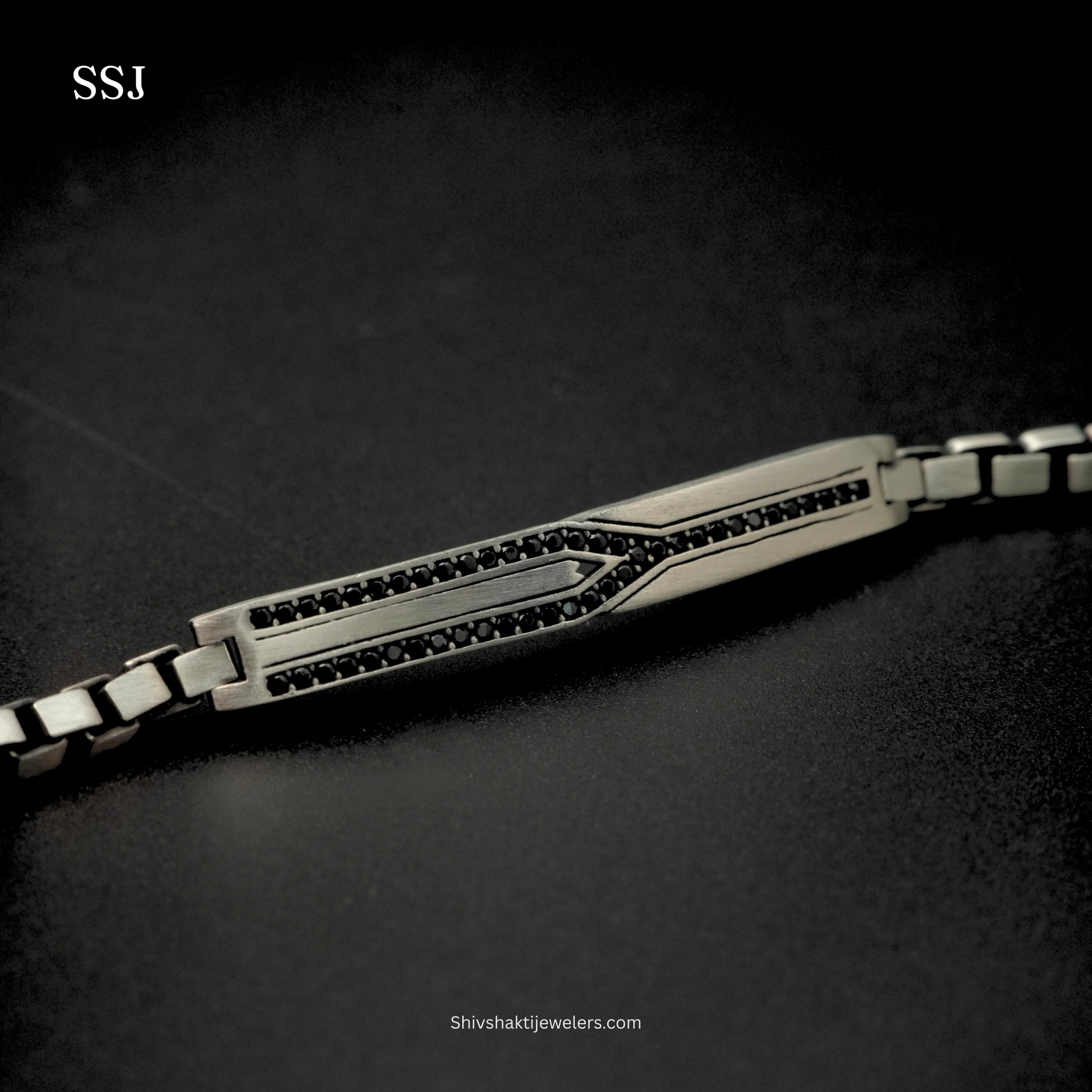 925 Silver Men’s Bracelet with Black Stone Detailing – Shiv Shakti Jewellers