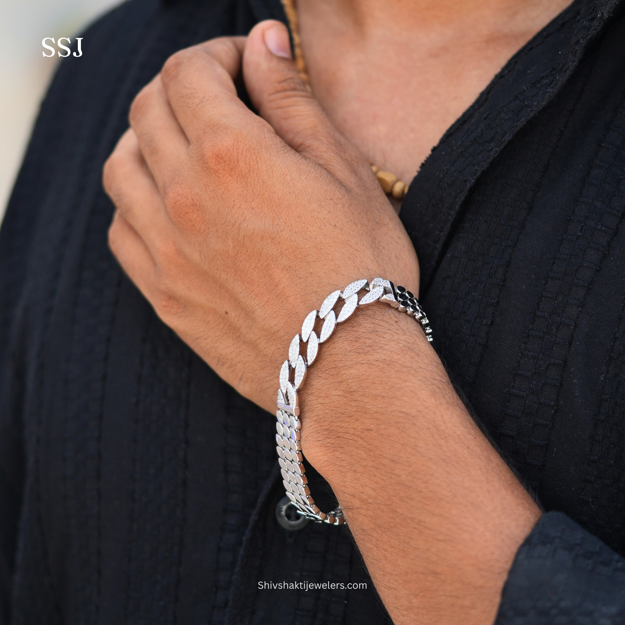 925 Sterling Silver Cuban Link Men’s Bracelet – Luxury Heavy Chain Design for Men by Shiv Shakti Jewellers