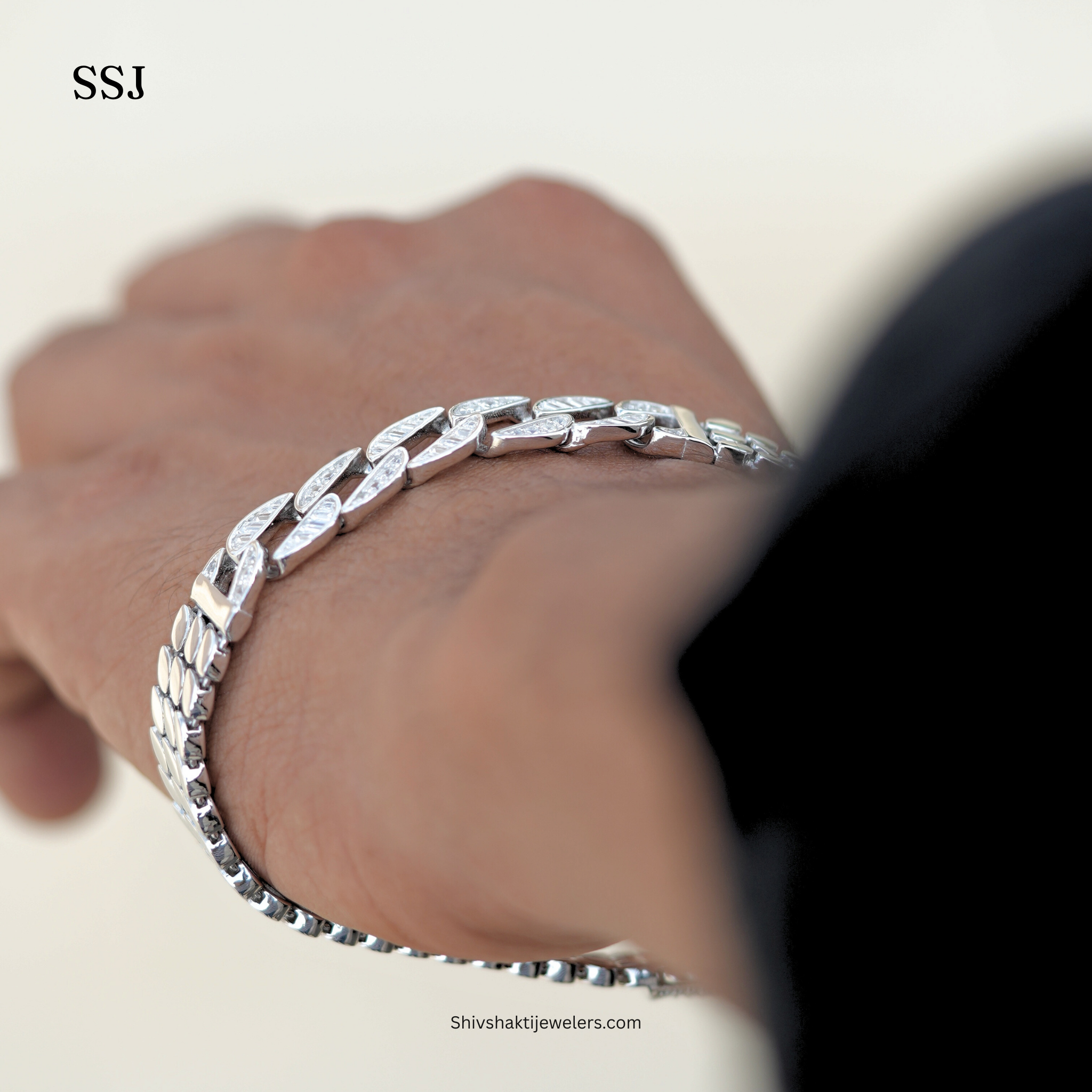 mens-925-silver-curb-chain-bracelet
